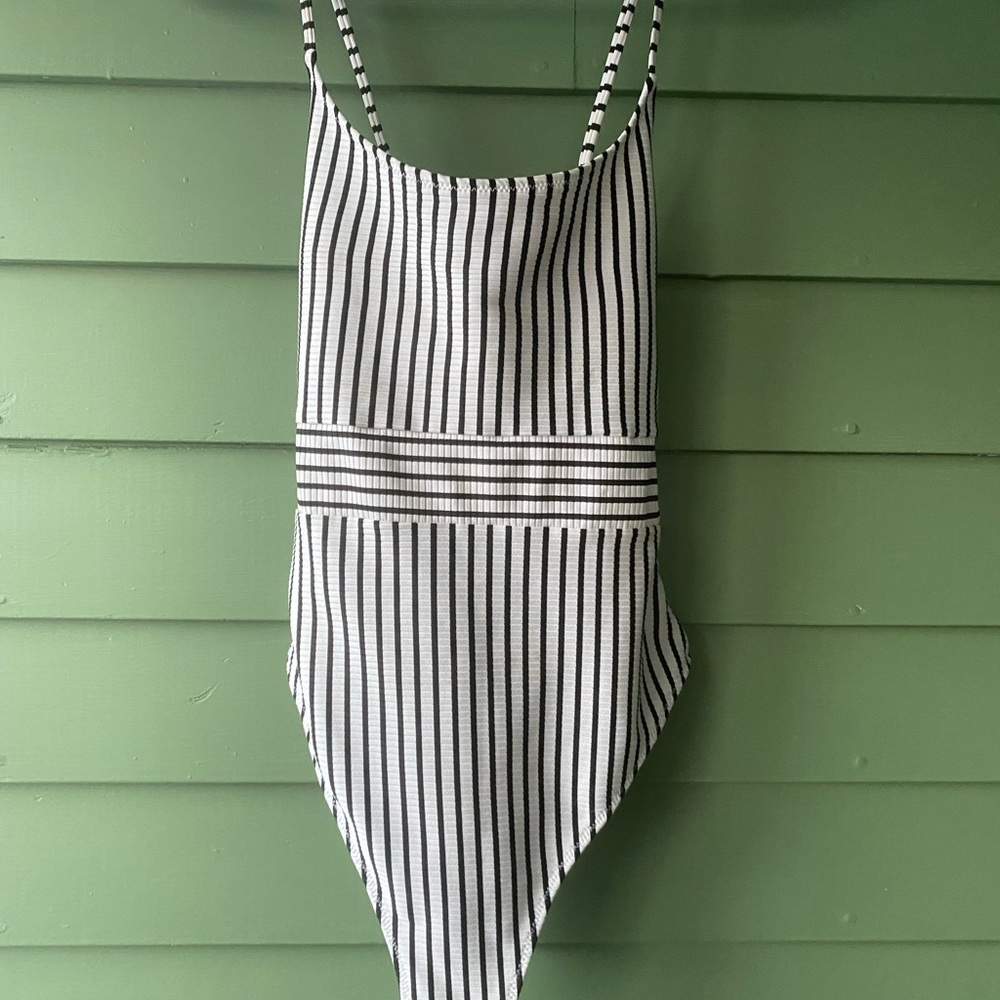 Full piece swimsuit